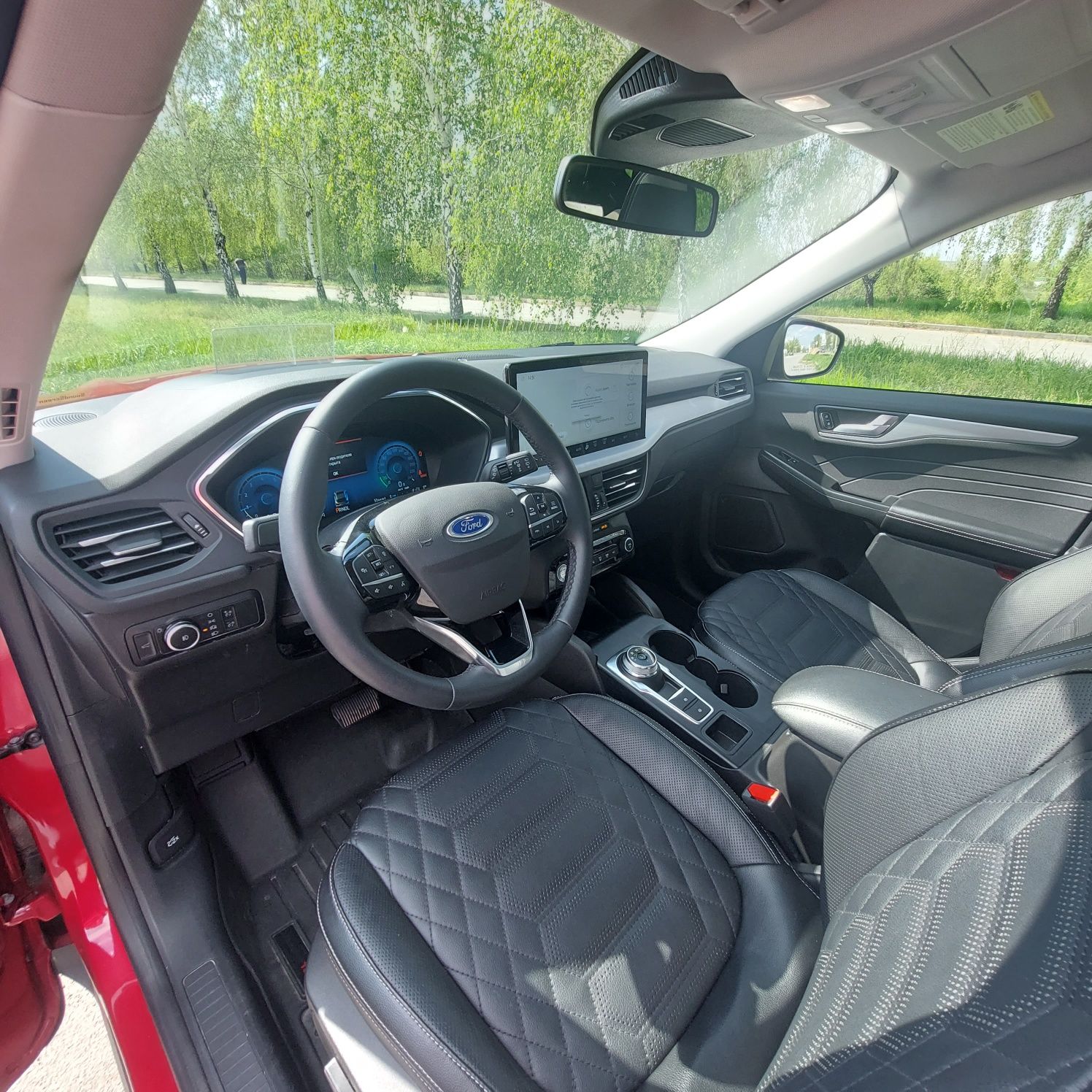Ford escape PLATINUM 2023