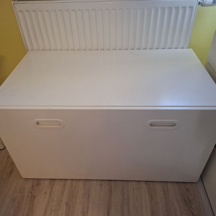 Ikea Smastad szafa i skrzynia na zabawki