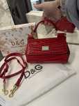 Маленькая красная лаковая сумка mini dolce & gabbana sicily