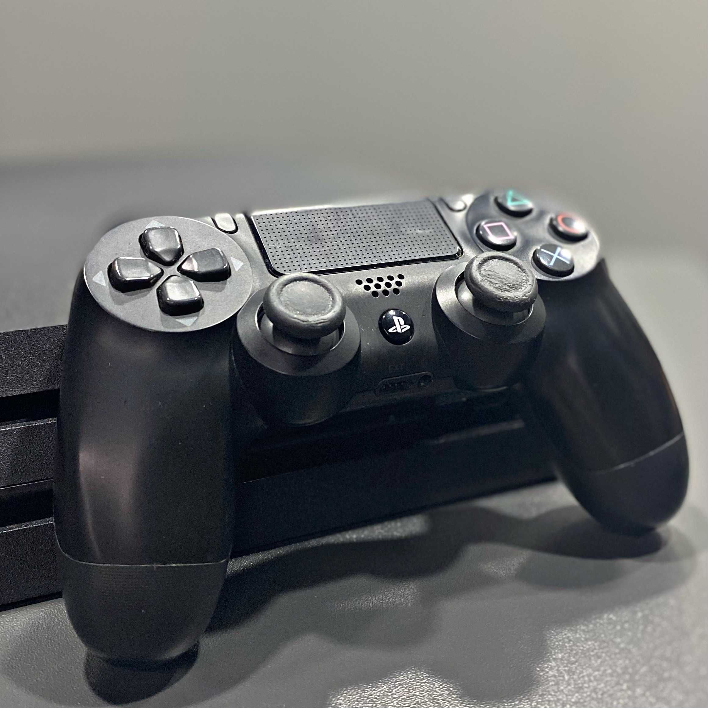 Приставка PS4 Pro БВ Консоль Sony Playstation 4 Pro CUH-72XX