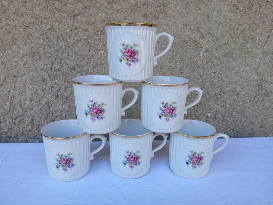 Горнятка кружки чашки Чехословакия Мейсенский букет посуда фарфор