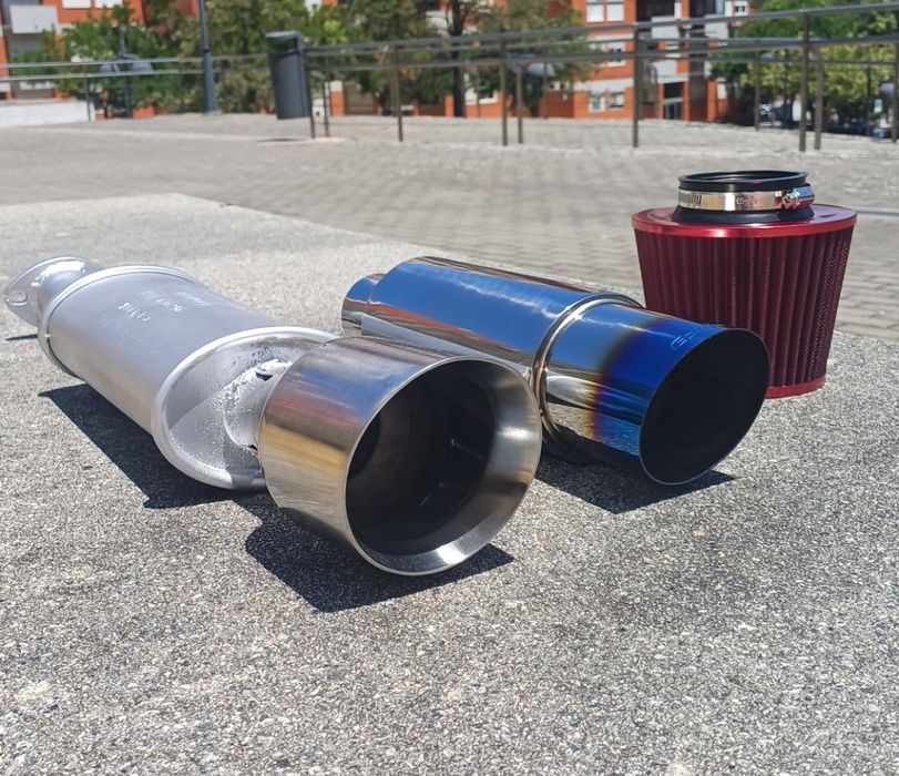 Materiais Desportivos Universal Carro