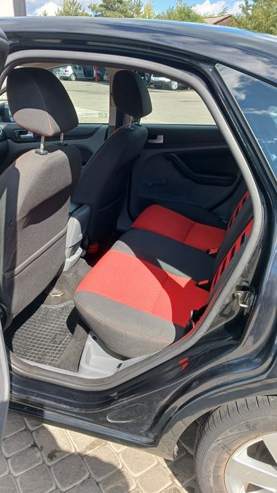 Ford Focus 2009 року