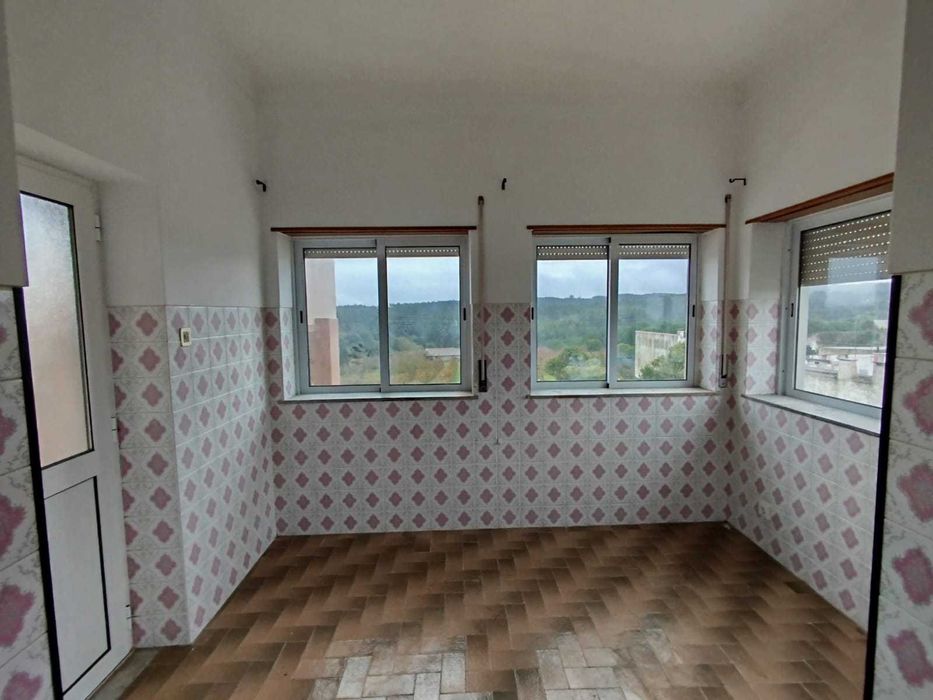 Arrenda-se apartamento T3, a 5 mins das Caldas da Rainha