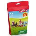 Schleich Horse Club Nocowanie w stajni z Hannah 42748. Schleich