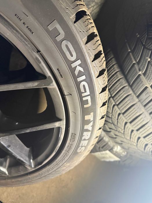 Koła zimowe 17 cali Borbet Black 5x108 ET 45 Nokian Snowproof