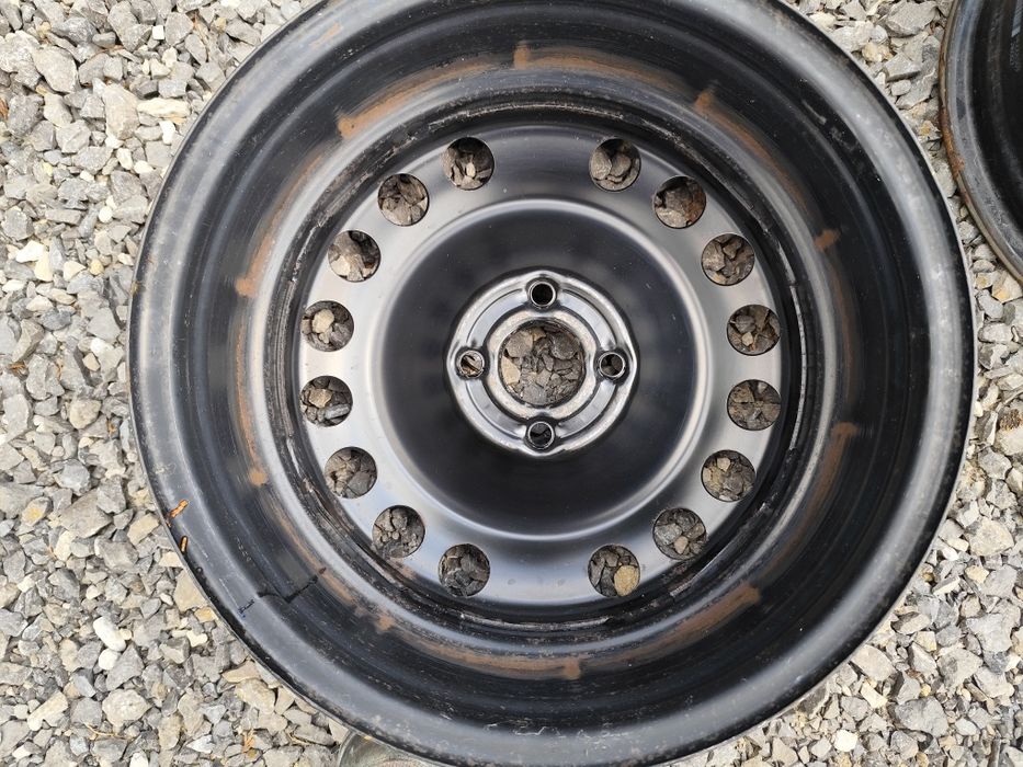 Felgi stalowe Opel 16" 4x100 et 37 Super Stan