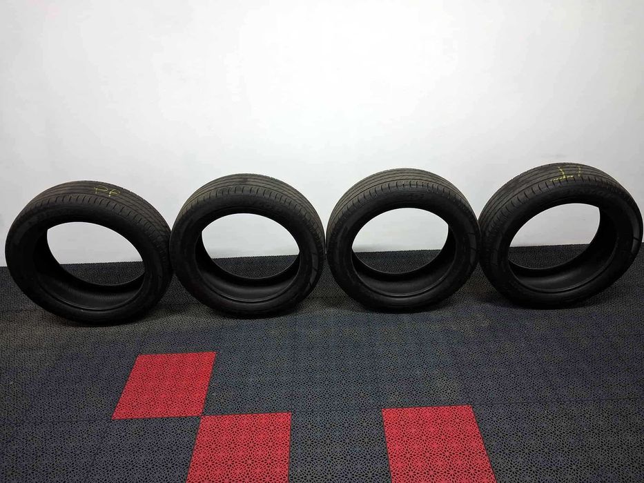 Komplet letnich opon Dunlop SP Sport Maxx 050  235/55  R20  102 V