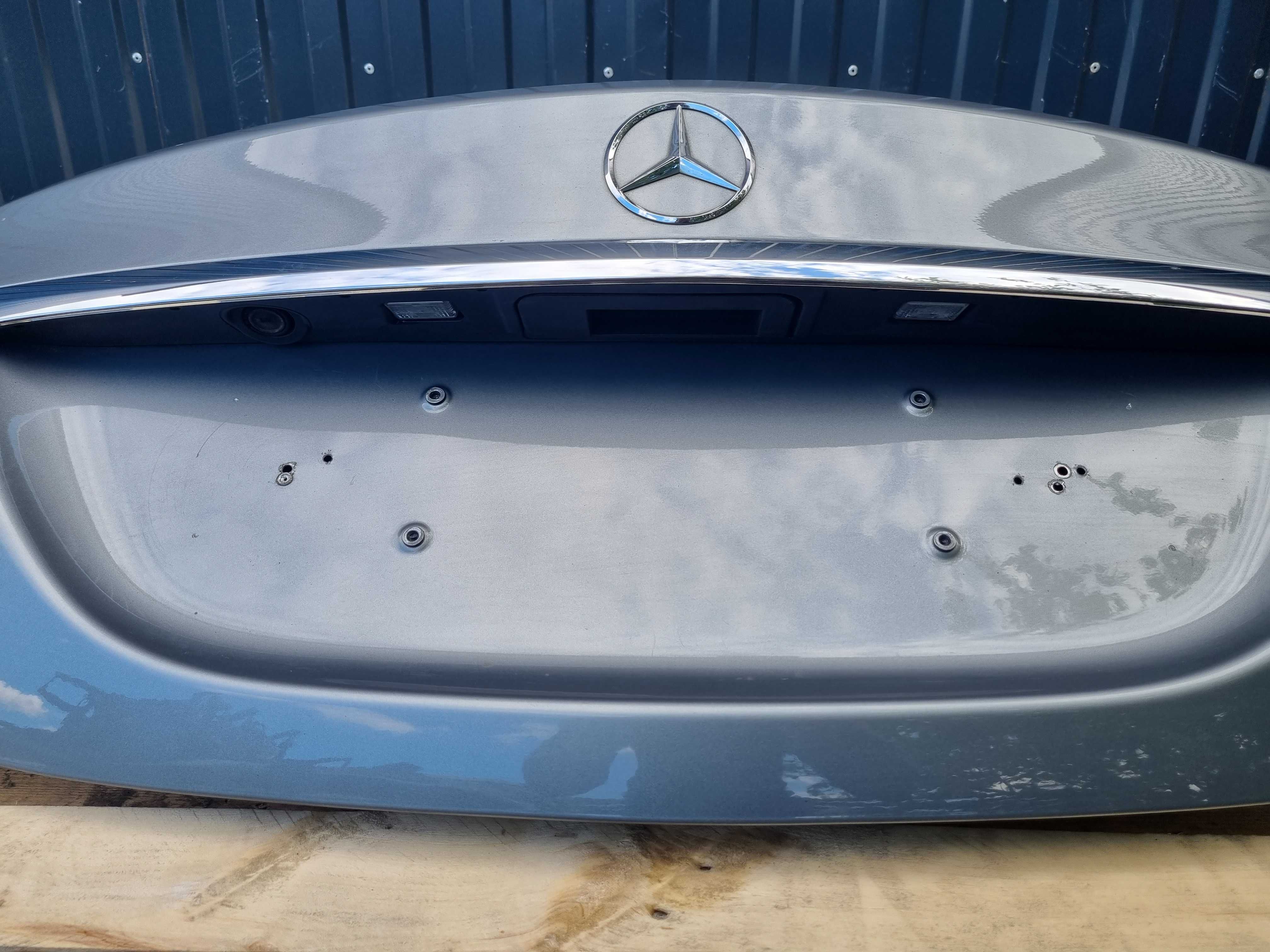 Mercedes C-Klasa W205 Sedan Klapa Bagażnika IGŁA