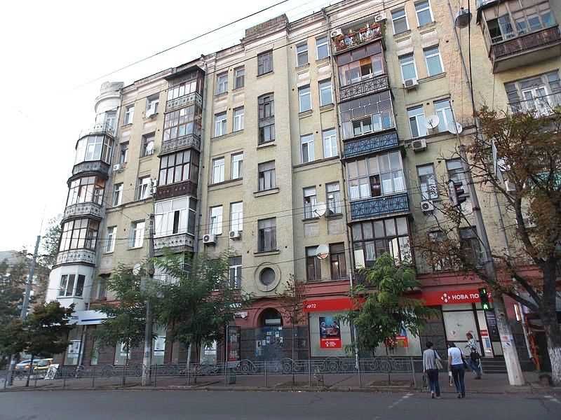 Приміщення під клуб ресторан паб кальян фітнес хостел офіс-з орендарем