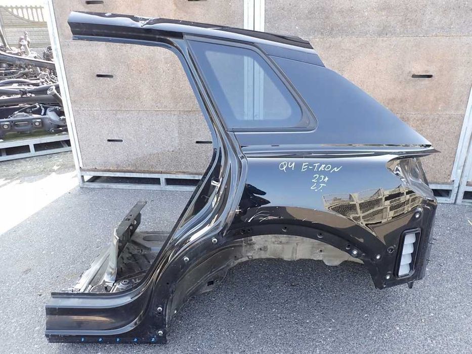 Четверть крыло кузов Audi E-Tron 4KE разборка