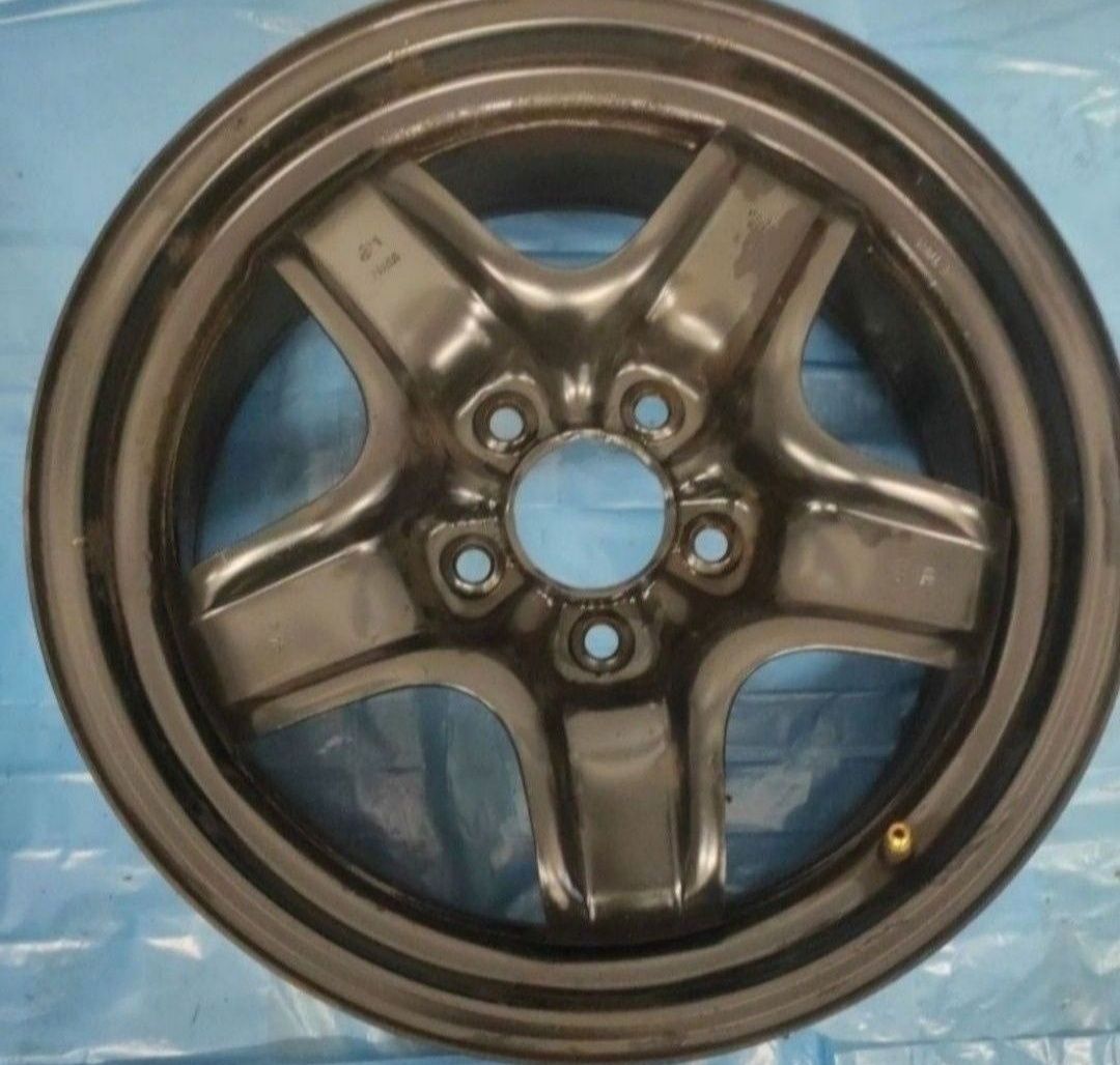 Felgi stalowe stalówki Opel R 16 5x110 strukturalne otwór 65 mm