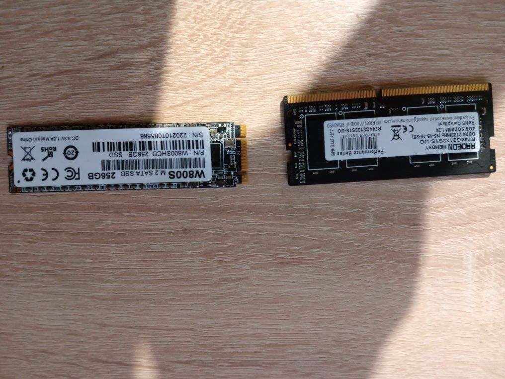 RAM DDR4 16GB używane