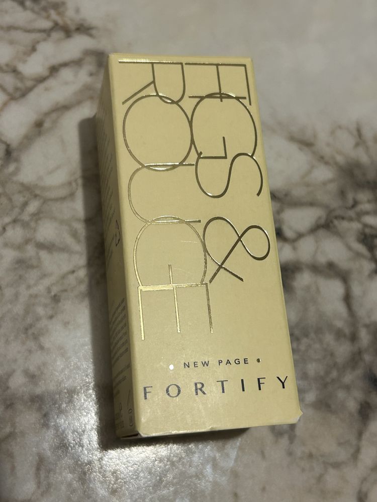 Figs&Rouge luksusowe serum Fortify Blue Buffer