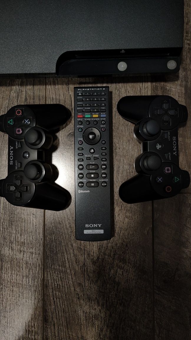 Konsola Play Station 3! 9 gier, 2 pady ORYGINALNE ps3