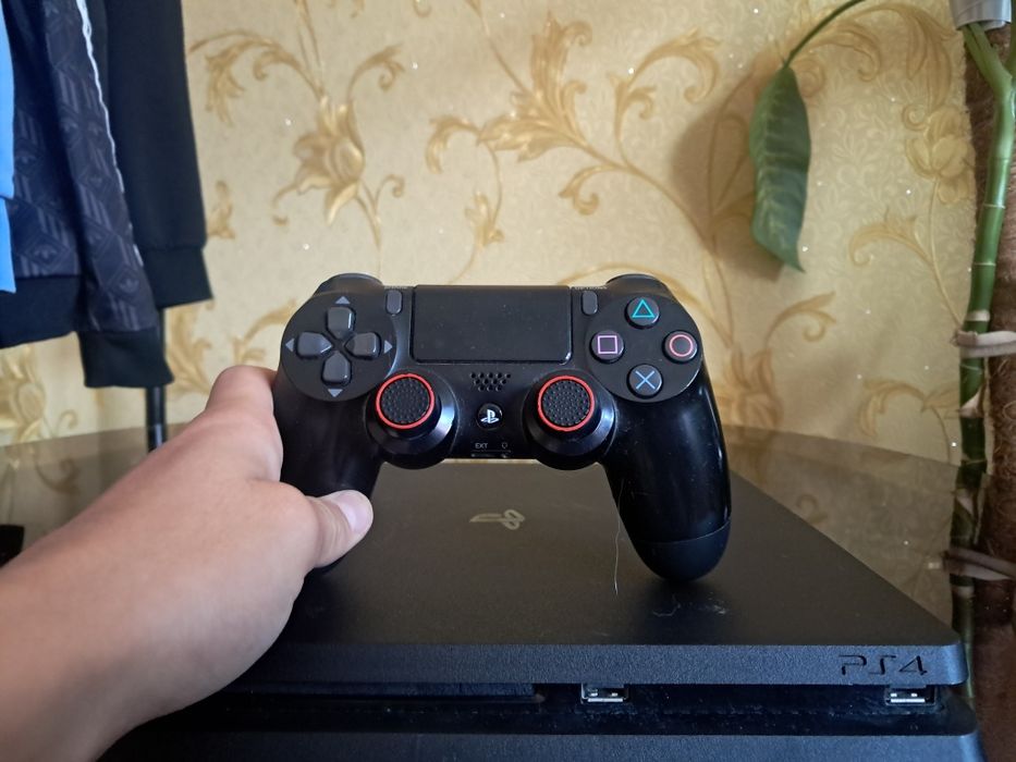 Продам пс 4 слім на терабайт