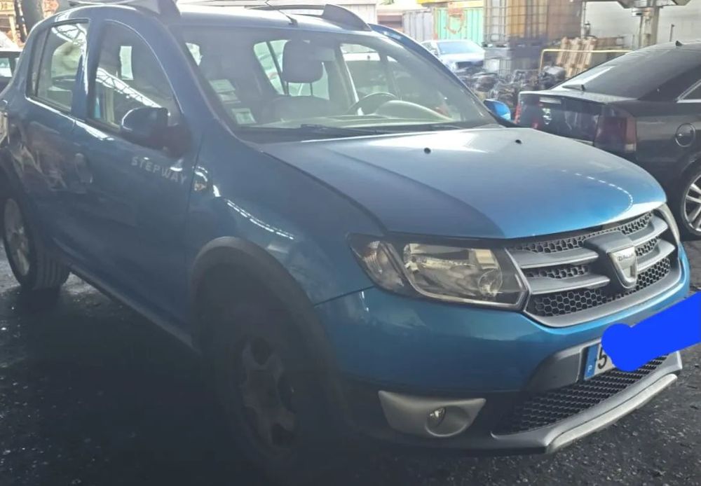 Frente completa com airbags dacia sandero