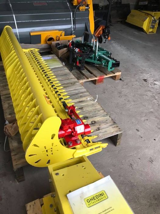 Łyżka kosząca GHEDINI 2 metry, melioracyjna do koparki. Ażurowa