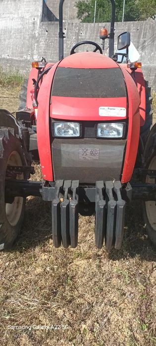 Trator zettor próxima 7441