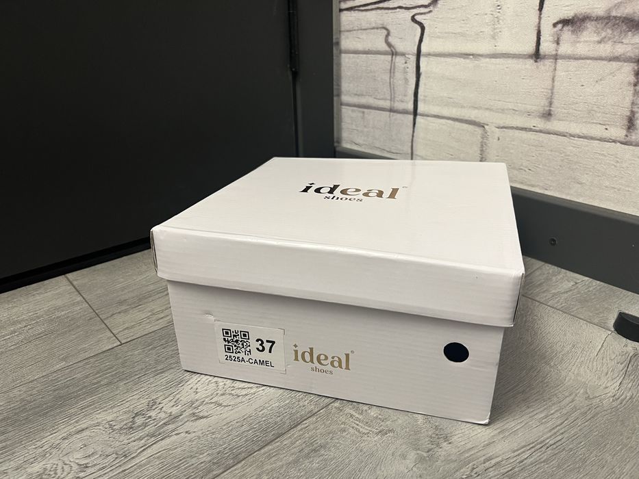 Сапоги высокие зимние женские коричневые Ideal Shoes каблук ботфорты