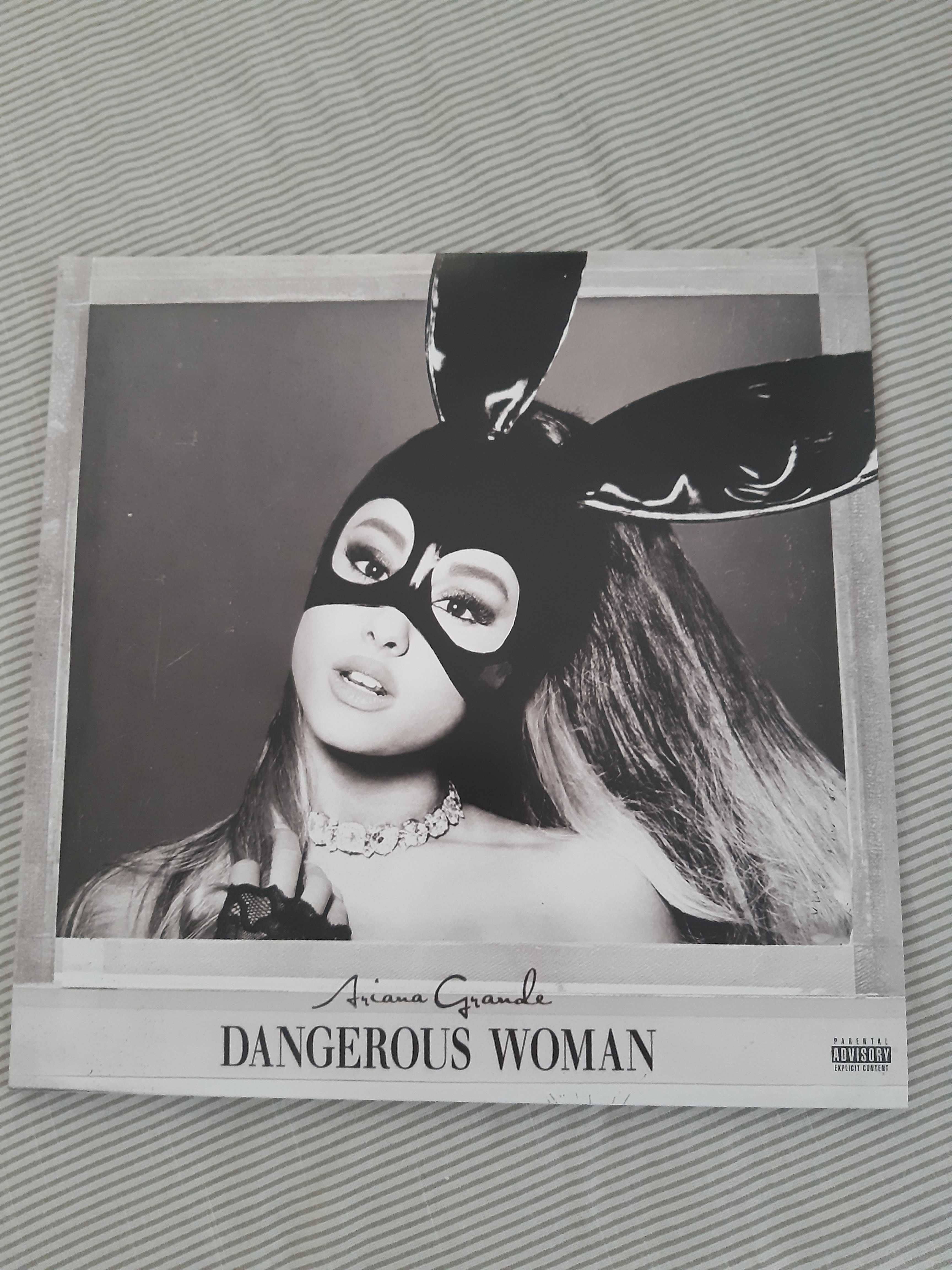 Ariana Grande vinil dangerous woman preto