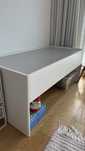 Mesa de atividades c/arrumação para criancas Ikea