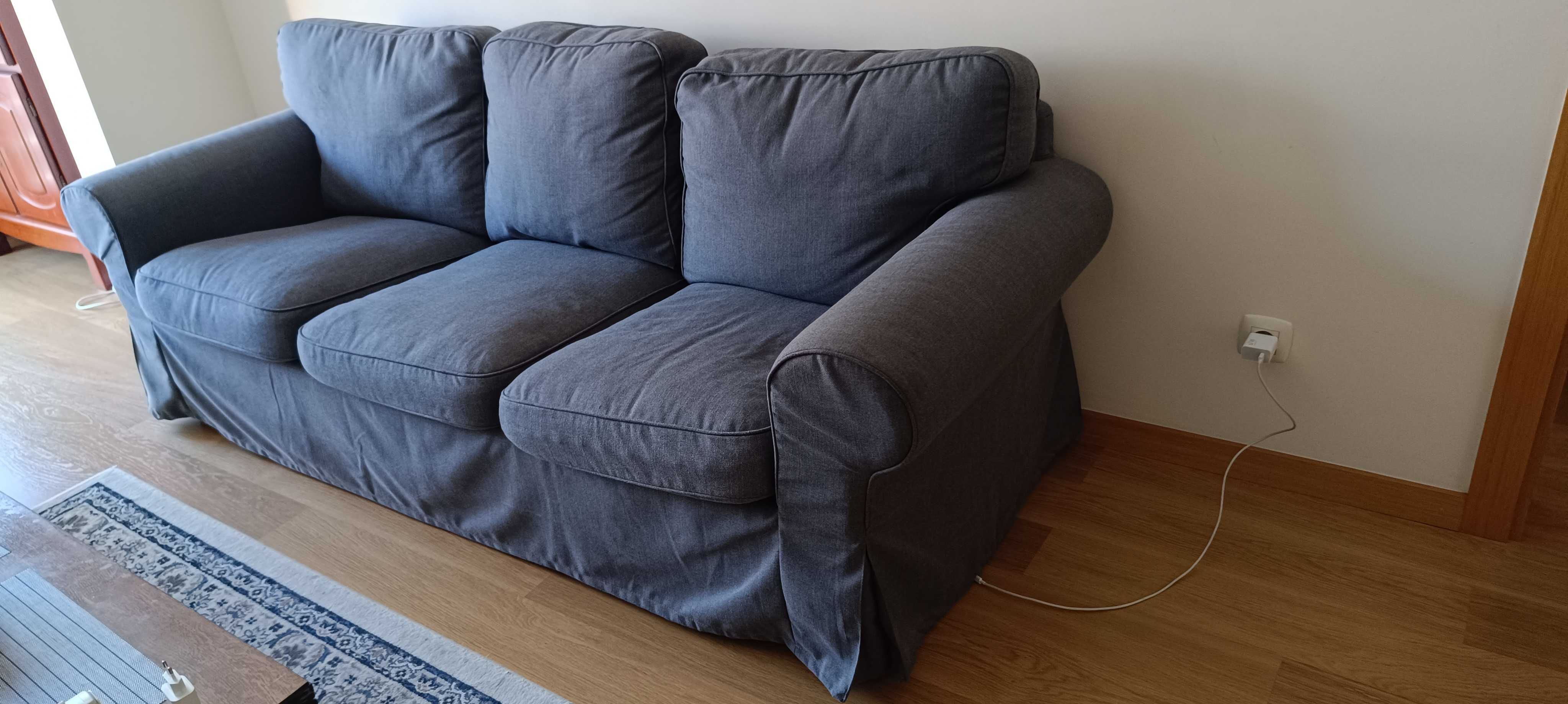 Sofá de 3 lugares, Hakebo (IKEA) cinzento-escuro – Como novo – Lisboa
