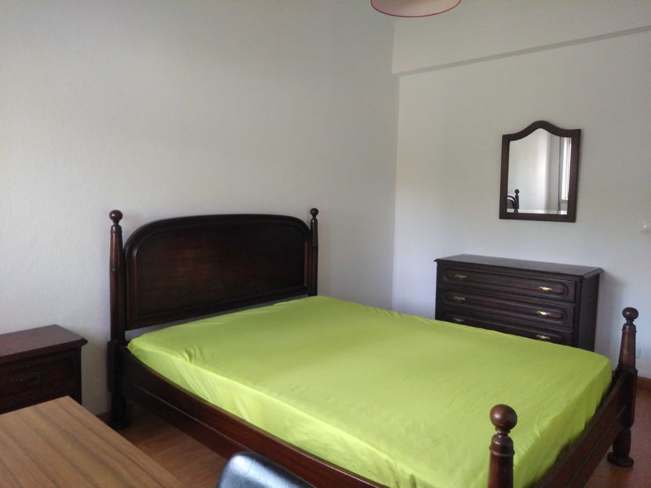Quarto T2 Centro Leiria pessoa individual ou casal