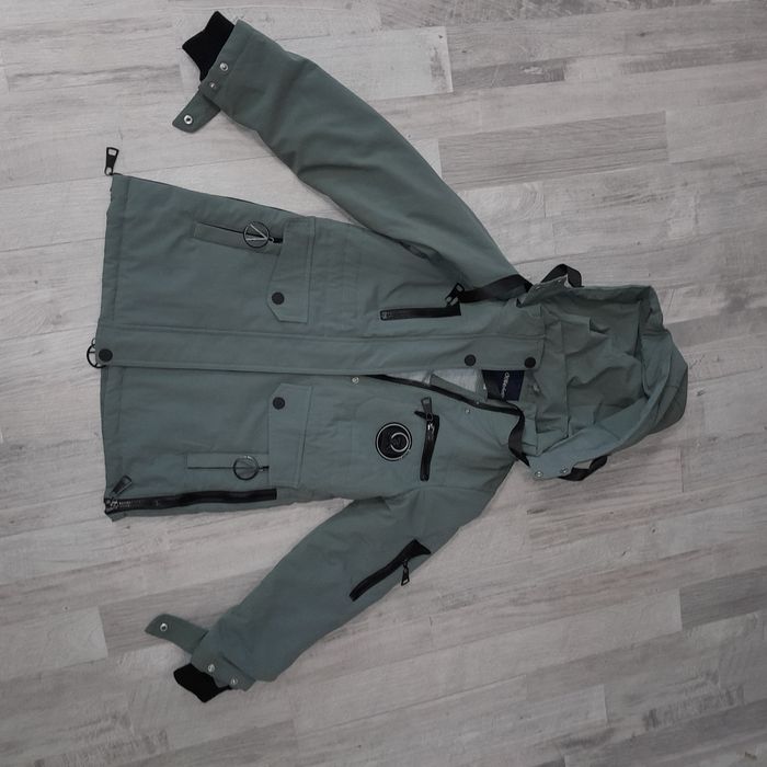 Куртка на дівчинку ( весна , осінь)