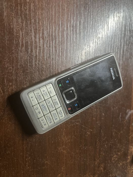 Телефон Nokia 6300
