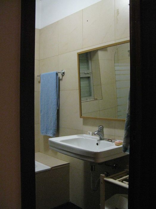 Aluga-se apartamento T1 em Miramar