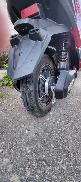 Електроскутер Maxxter Falcon 3