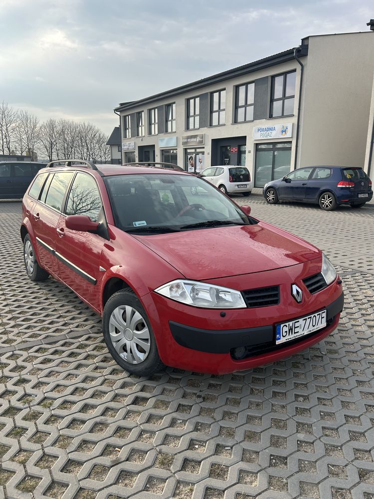 Sprzedam Renault Megane Grandtour 1.6 benz 2005