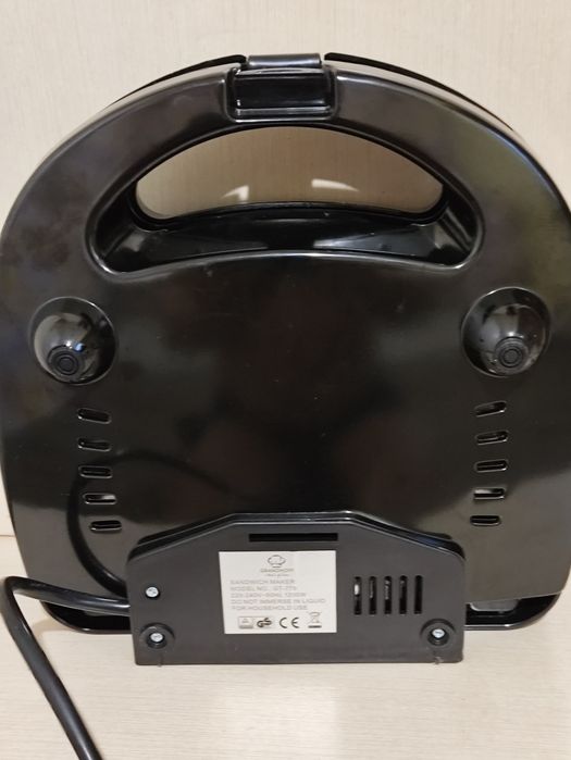 Сендвичница вафельница и гриль