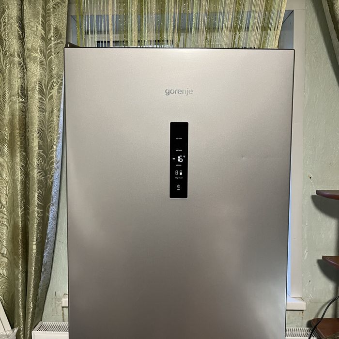 Холодильник Gorenje у дуже гарному стані!