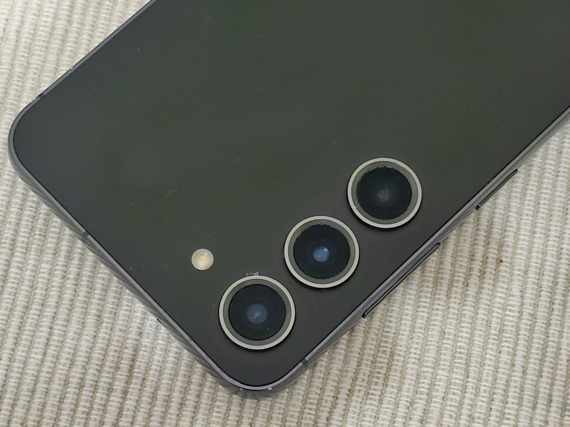 Samsung s23 8/128 black повернення коштів Київ доставка