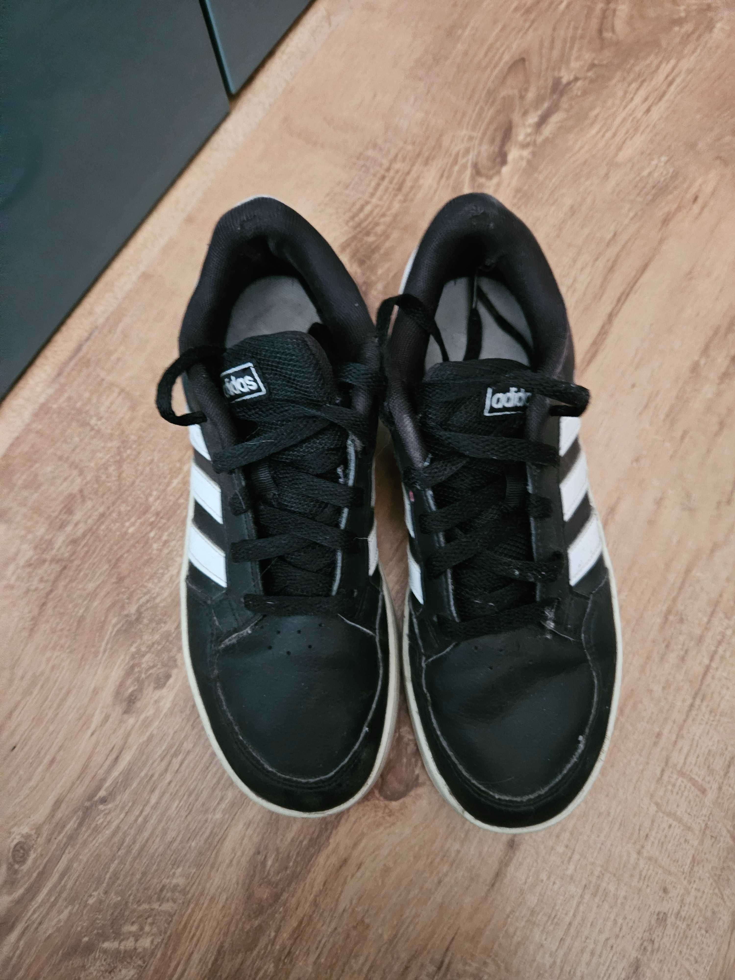 Buty Adidas dla chłopca