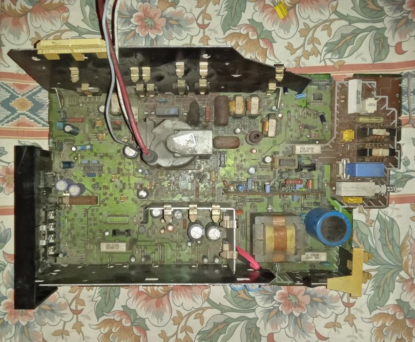 Плата для колонок ,монитора ,материнская плата ,радиодетали