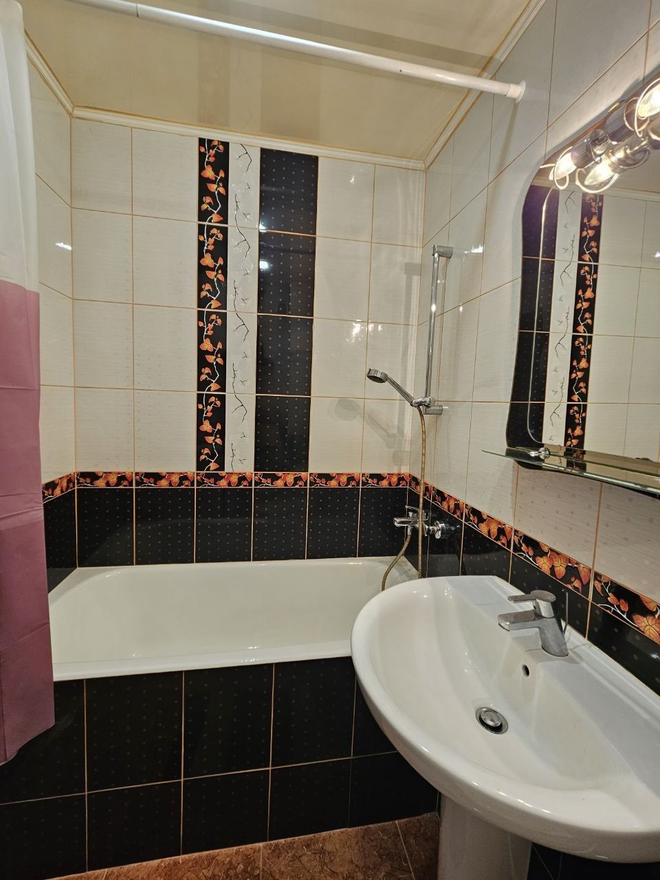 Продам 3 комн квартиру ул Калиновая