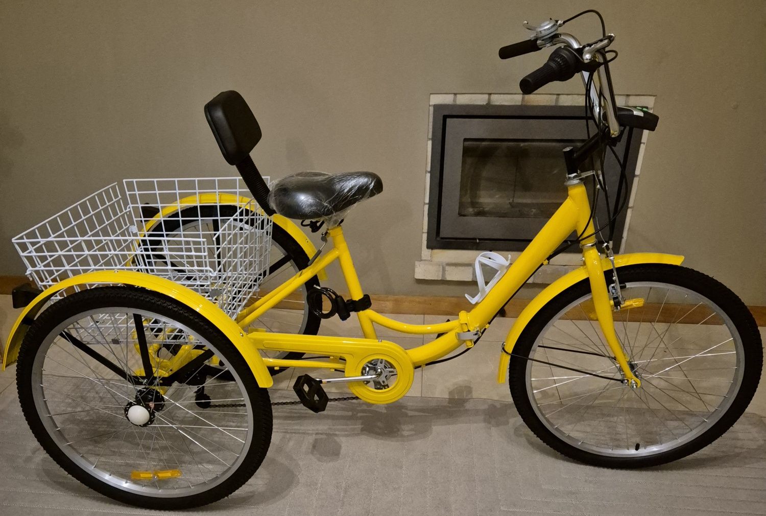 Novo triciclo 60cm/24", dobrável, montado, 7 velocidades