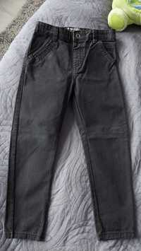 Spodnie chłopięce eleganckie 98-104