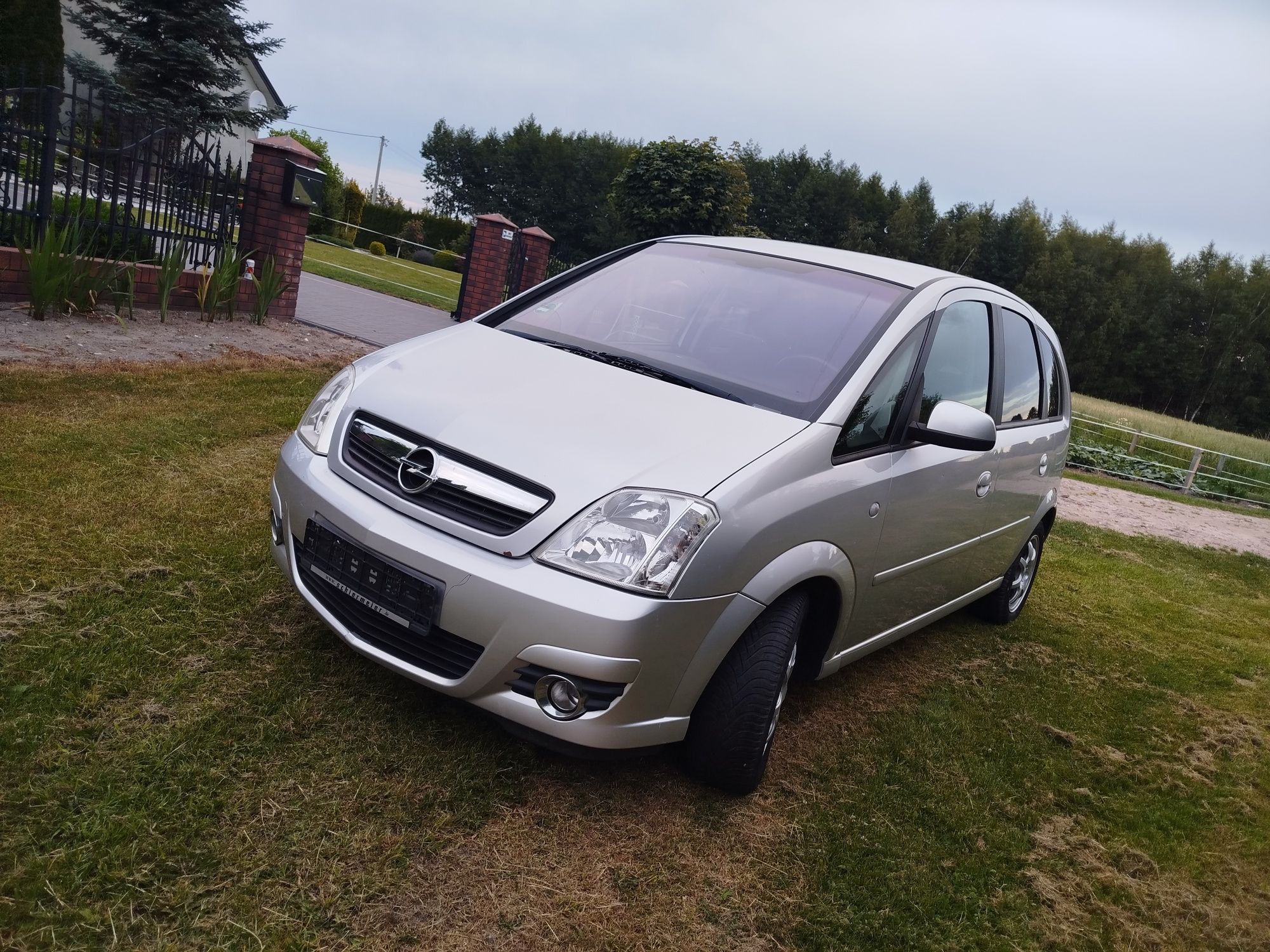 Opel Meriva bogata wersja 1.6