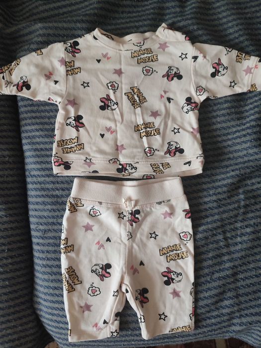 Одяг для дівчинки