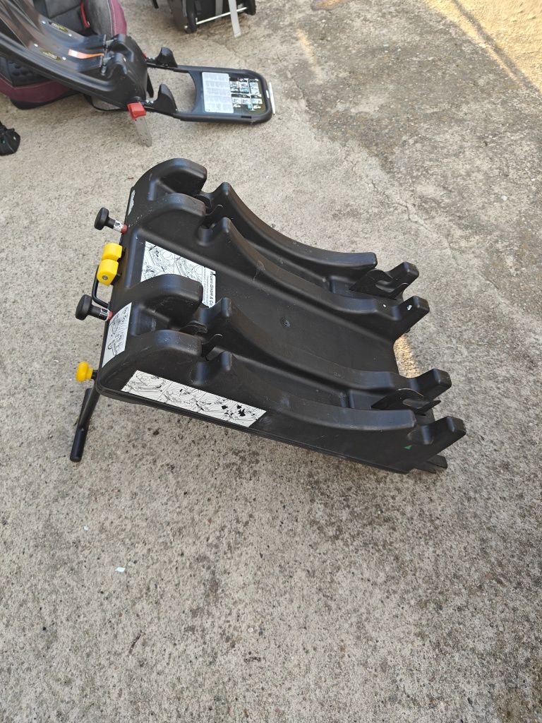 Recaro Fotelik ISOFIX nosidełko