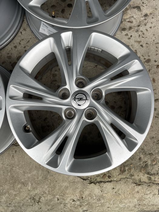 Диски Опель. R16/5/108/7J/ET44.