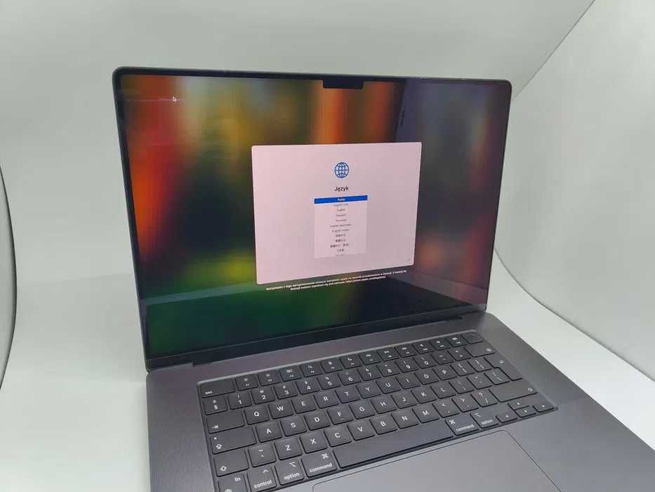 Apple Macbook Pro 16” M4 MAX 48gb RAM /1tb szary