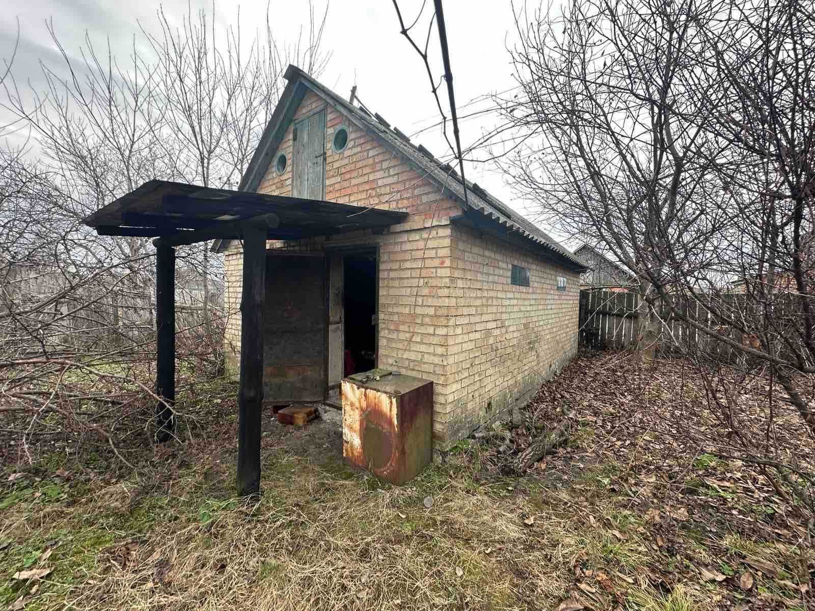 Будинок з гаражем та доп-ми приміщеннями, 35 соток. Сертифікат так