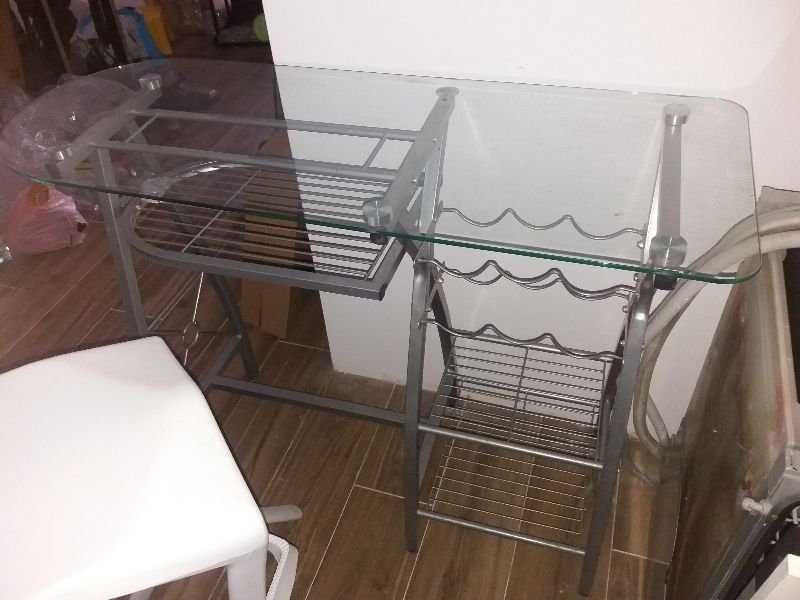 barek z blatem szklanym 120 cm x 45 cm ( stan bdb. ) tylko 195 zł