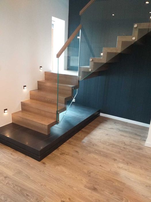 Schody drewniane Śląskie Małopolskie Producent nowoczesne Cena Montaż