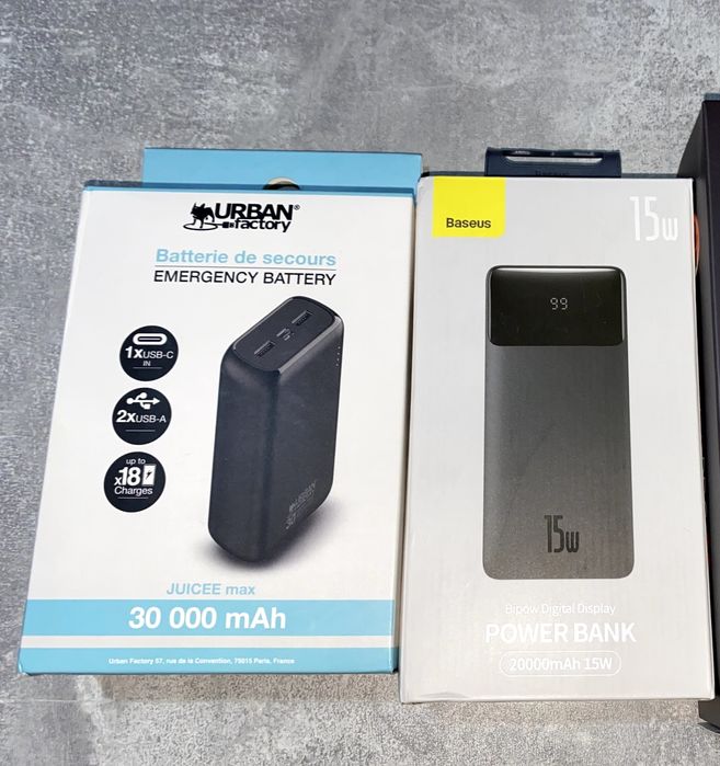 Якісний Power Bank Urban Factory 30 000 mAh